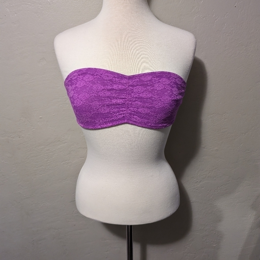 Victoria's Secret‎ strapless lace bra